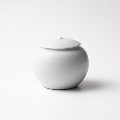 「No.16　白磁小壷／Container with lid, White porcelain」の写真　その1
