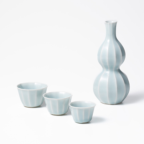 「No.23　青白磁入子盃 / Nesting sake cup, Bluish-white porcelain　」の写真　その2