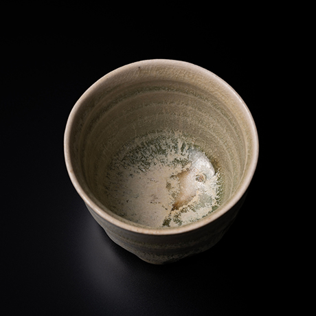 「20. 灰釉盃 / Sake cup, Ash glaze」の写真　その2