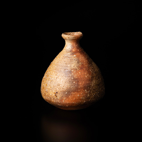 「38. 信楽自然釉徳利 / Sake bottle, Natural glazed, Shigaraki」の写真　その2