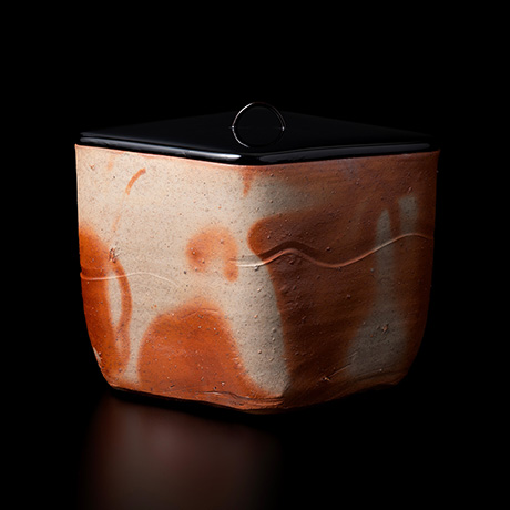 備前緋襷菱形水指