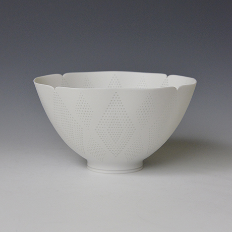 「No.1 光碗　花 / Luminescent vessels, Flower, Porcelain」の写真　その2