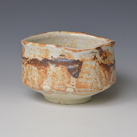 「No.1 志野茶盌 / Tea bowl, Shino」の写真　その3