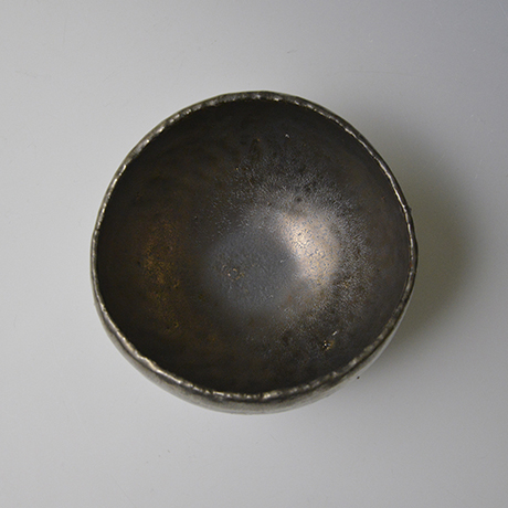白金彩線刻茶盌