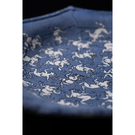「No.10 青華歌垣文八稜皿 / Octagonal platter with Utagaki design, Underglaze blue, White porcelain」の写真　その2
