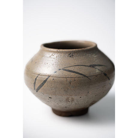 「No.13 絵唐津壷 / Vessel (water container), E-karatsu」の写真　その2
